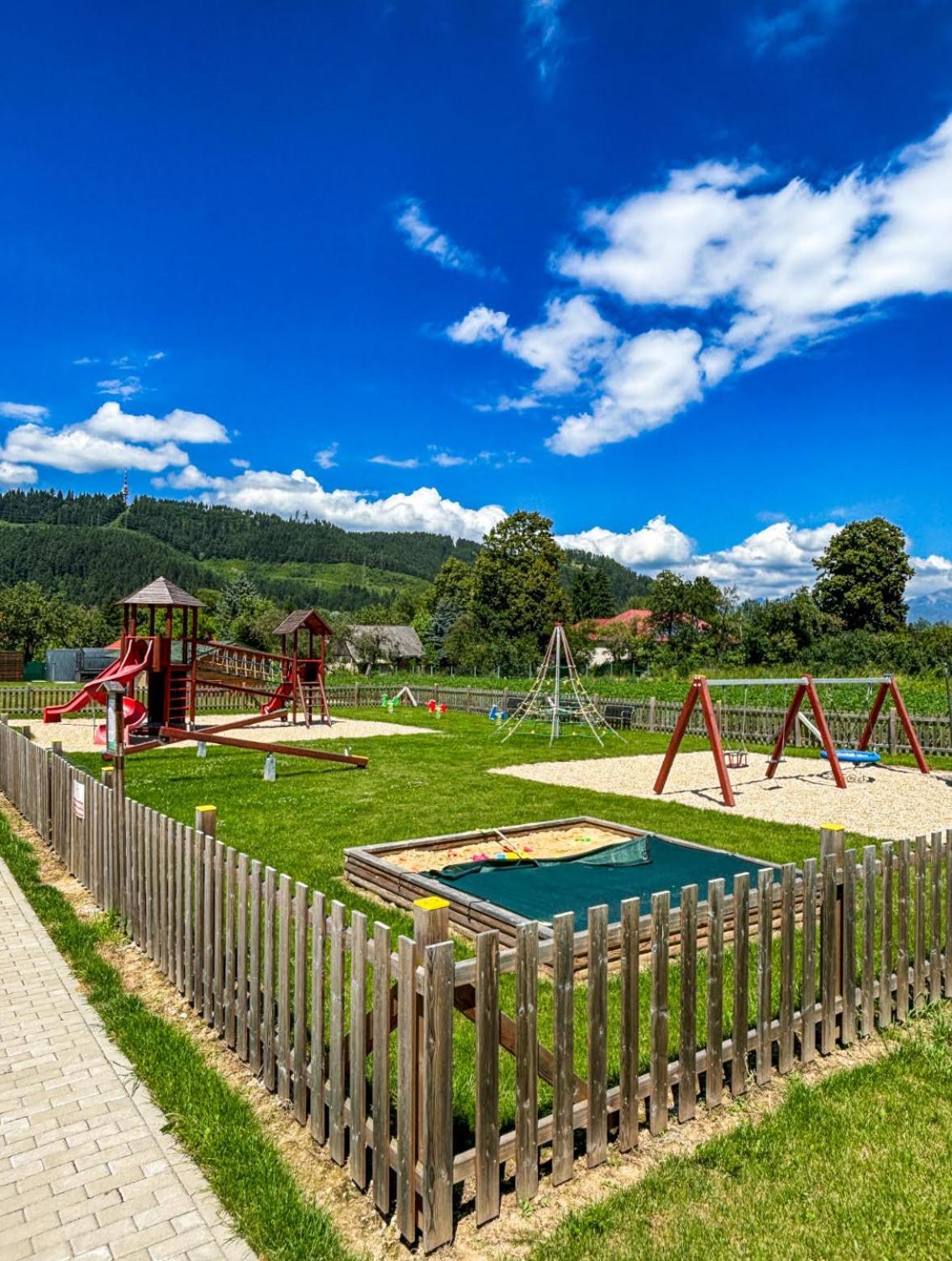 Rezort Zvernica Vlachy - Family & Fun Extérieur photo
